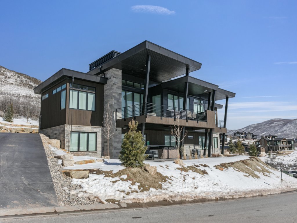 Luxury Deer Valley East Village Home + Hot Tub 6BR Vacation Rental in Utah - RedAwning