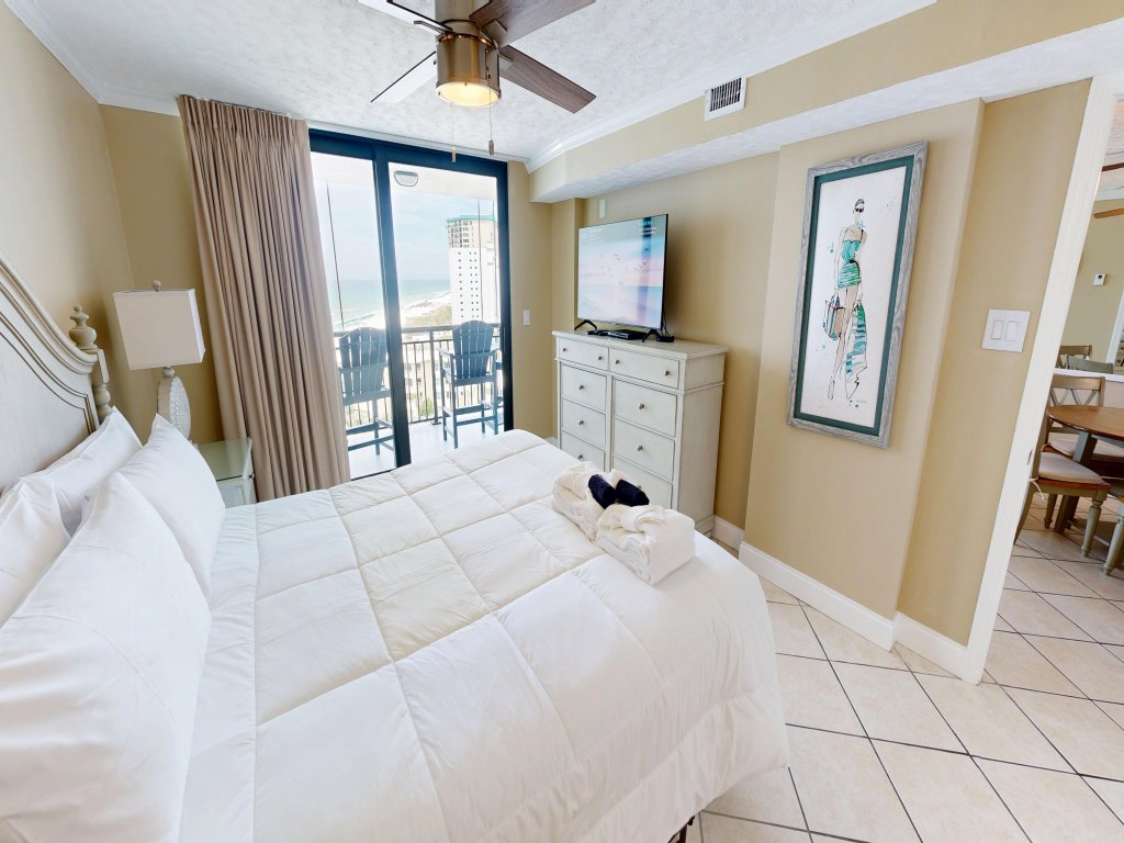 SunDestin 1016 Vacation Rental in Destin - RedAwning