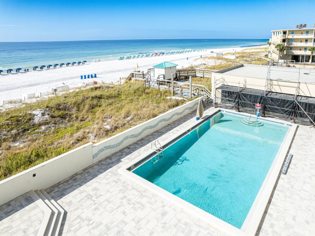 SunDestin 1016 Vacation Rental in Destin - RedAwning