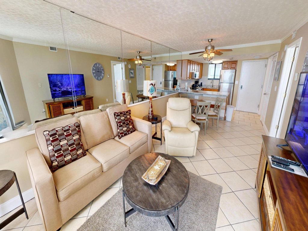 SunDestin 1016 Vacation Rental in Destin - RedAwning