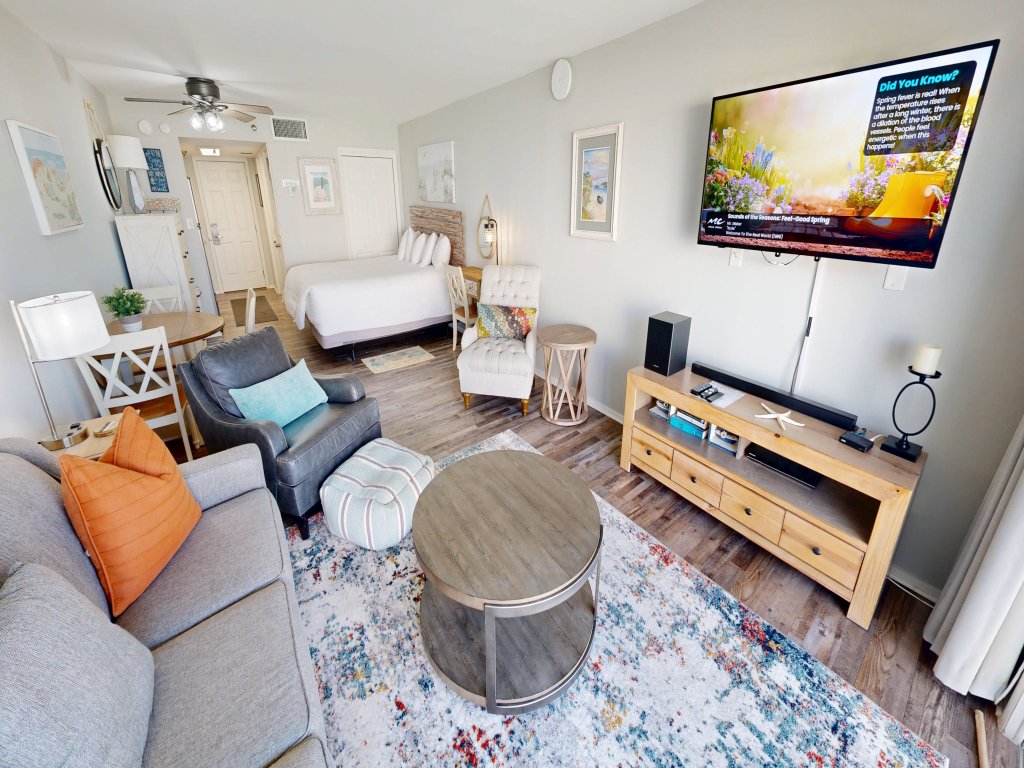 Islander Beach Resort 405 Vacation Rental in Fort Walton Beach - RedAwning
