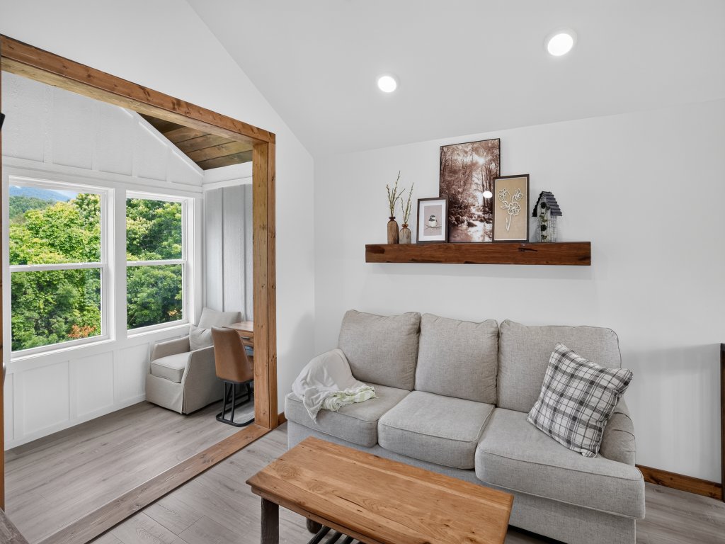 Mountain Views • Basecamp • West Jefferson Vacation Rental in North Carolina - RedAwning