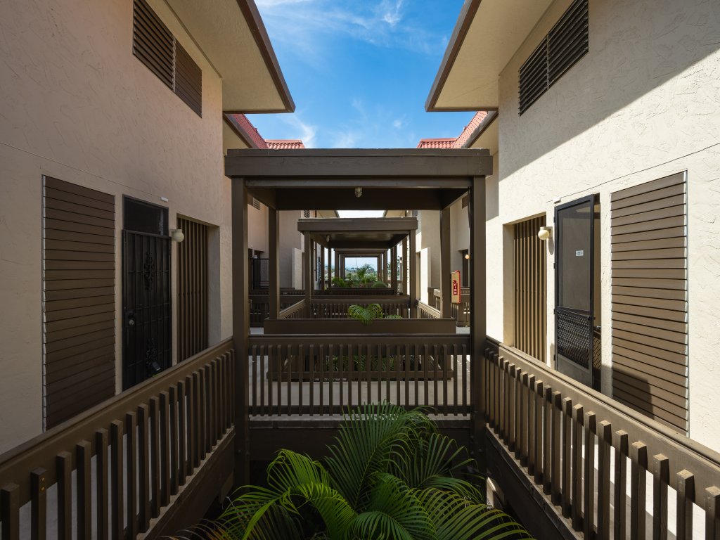 Kona Mansions#226 Vacation Rental in Kailua Kona - RedAwning