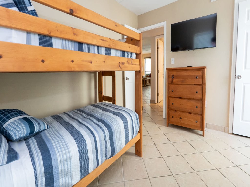 Direct Beachfront 3BR - 3 Pools & 3 Jacuzzis  Vacation Rental in South Padre Island - RedAwning