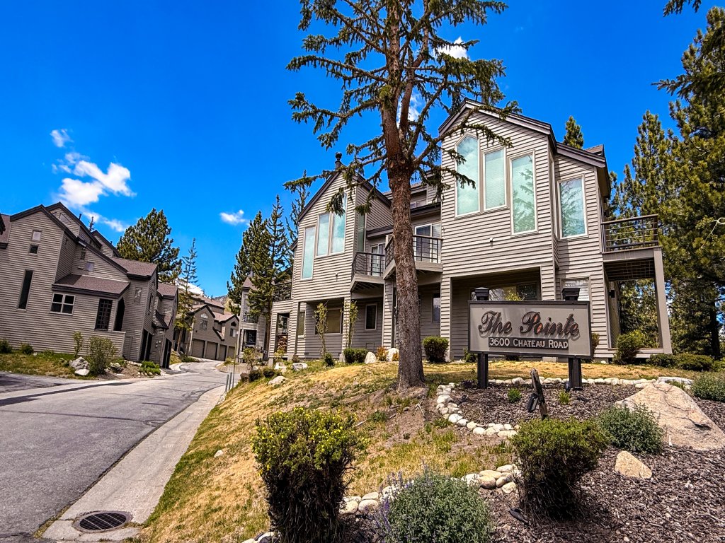 The Pointe #02 Vacation Rental in Mammoth Lakes - RedAwning