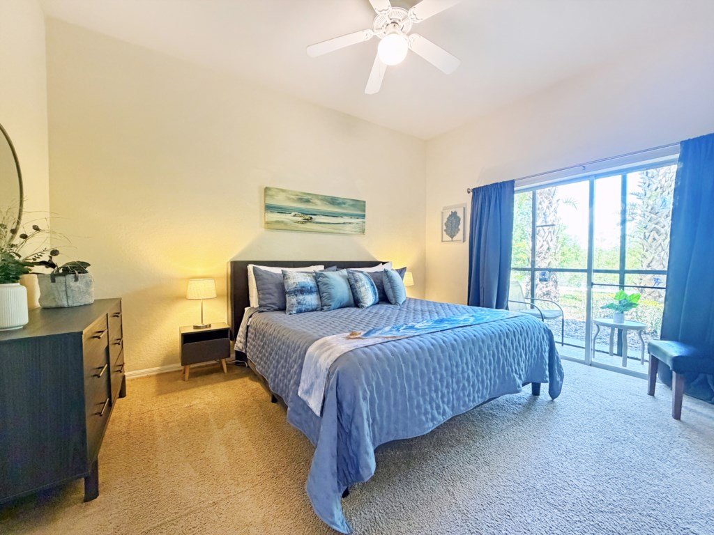 Pelican Paradise Vacation Rental in Davenport - RedAwning