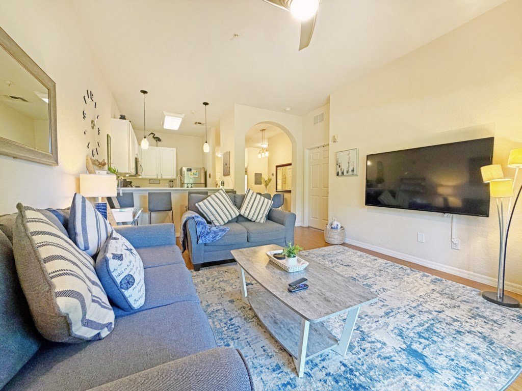 Pelican Paradise Vacation Rental in Davenport - RedAwning
