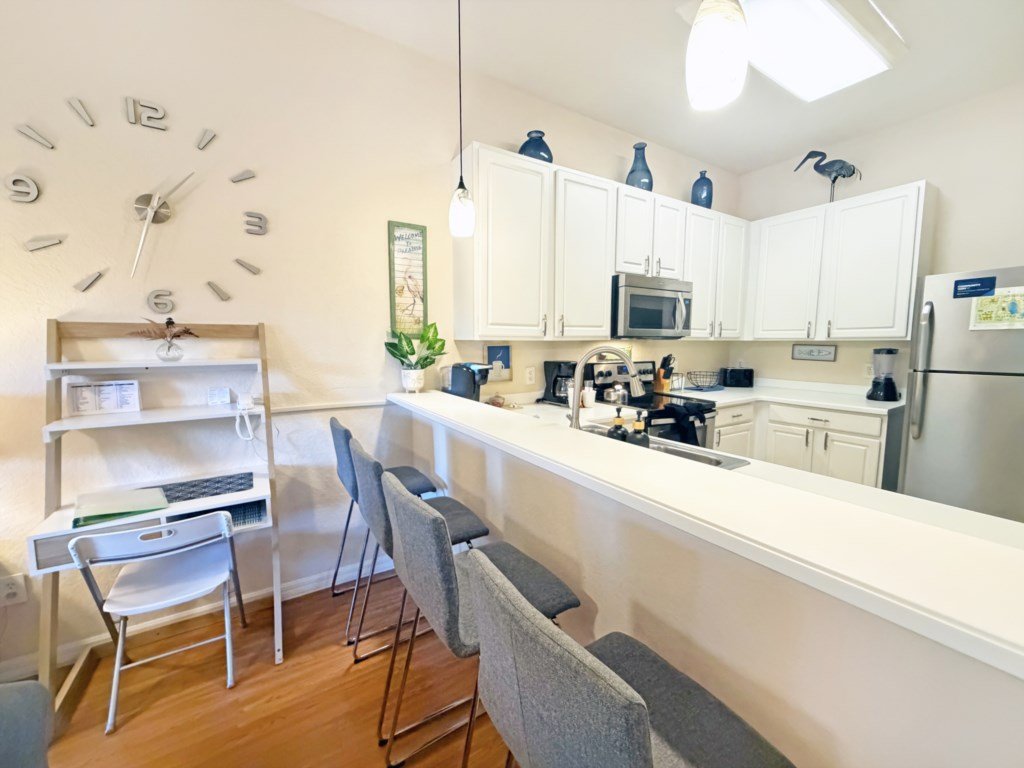 Pelican Paradise Vacation Rental in Davenport - RedAwning