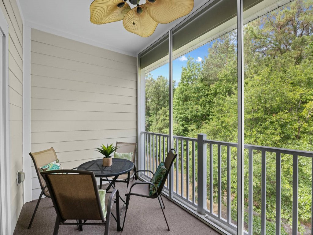 933 Willow Bend Vacation Rental - RedAwning