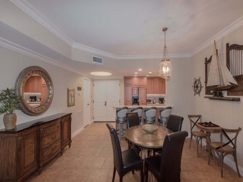 The Nautical Whimsy Vacation Rental in Pensacola Beach - RedAwning