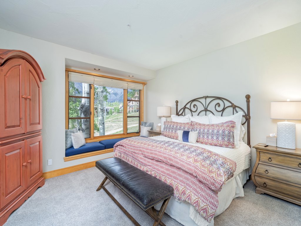 Aspen Ridge 25 Vacation Rental in Mountain Village - RedAwning