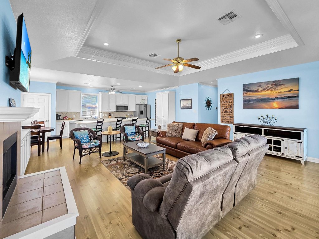 Landing Cove Vacation Rental in Texas - RedAwning