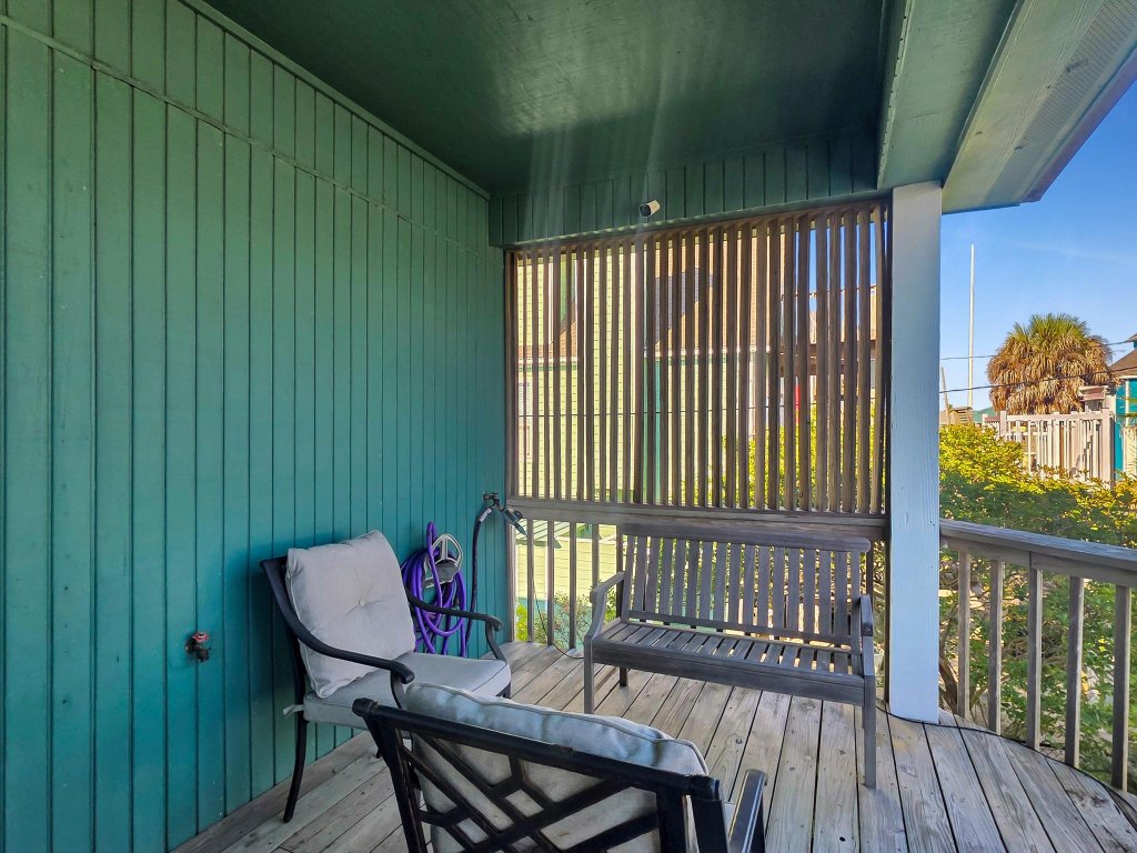 Landing Cove Vacation Rental in Texas - RedAwning