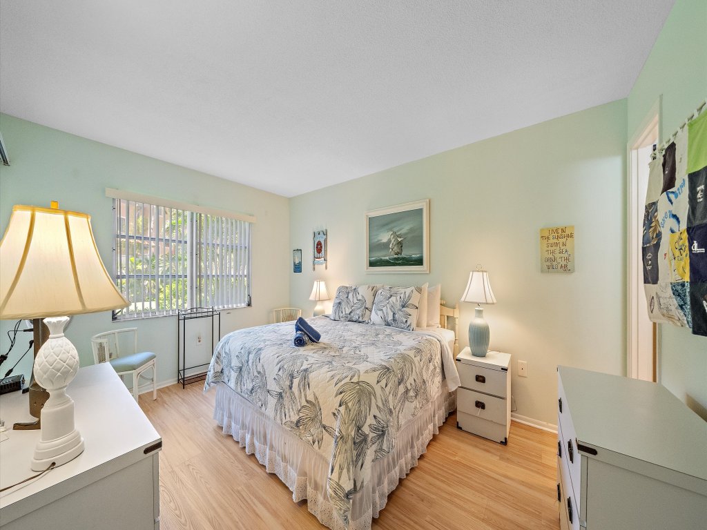 Turtle Beach Bliss Vacation Rental in Siesta Key - RedAwning