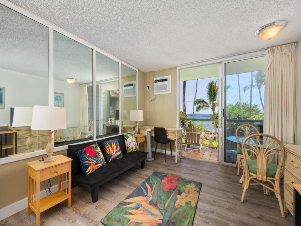 Big Island Kona Islander 245 Vacation Rental in Kailua-Kona - RedAwning