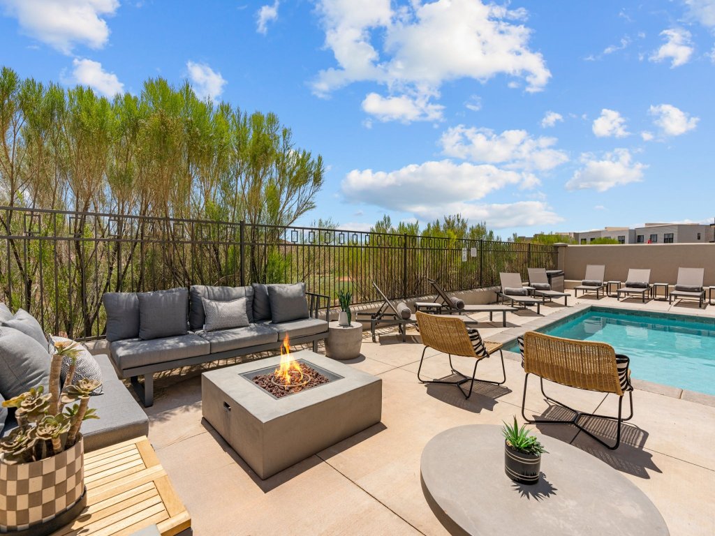 Golf Course Views Vacation Rental in Utah - RedAwning