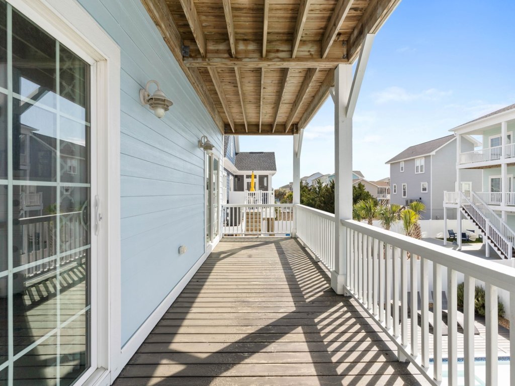 Isle Be There / 227 Gerda Ave Vacation Rental in Holden Beach - RedAwning