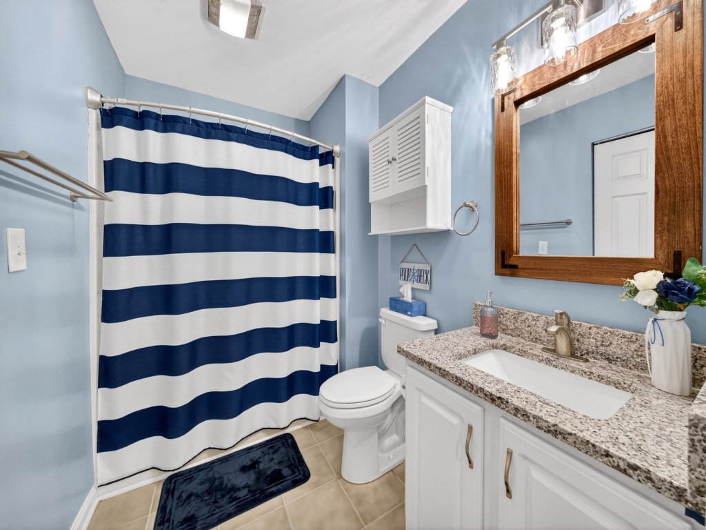 64A Ninth & Ivey Retreat Vacation Rental in Pawleys Island - RedAwning
