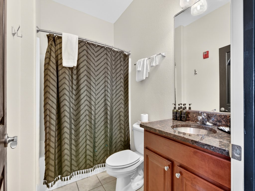 Venus 146 Vacation Rental - RedAwning