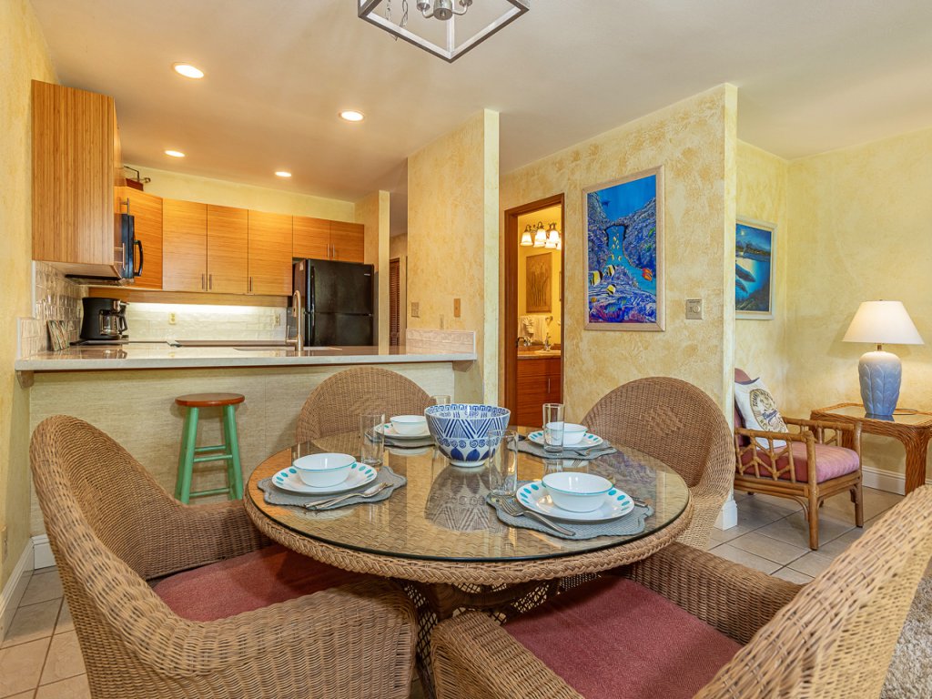 Maui Kamaole B106 Vacation Rental in Kihei - RedAwning