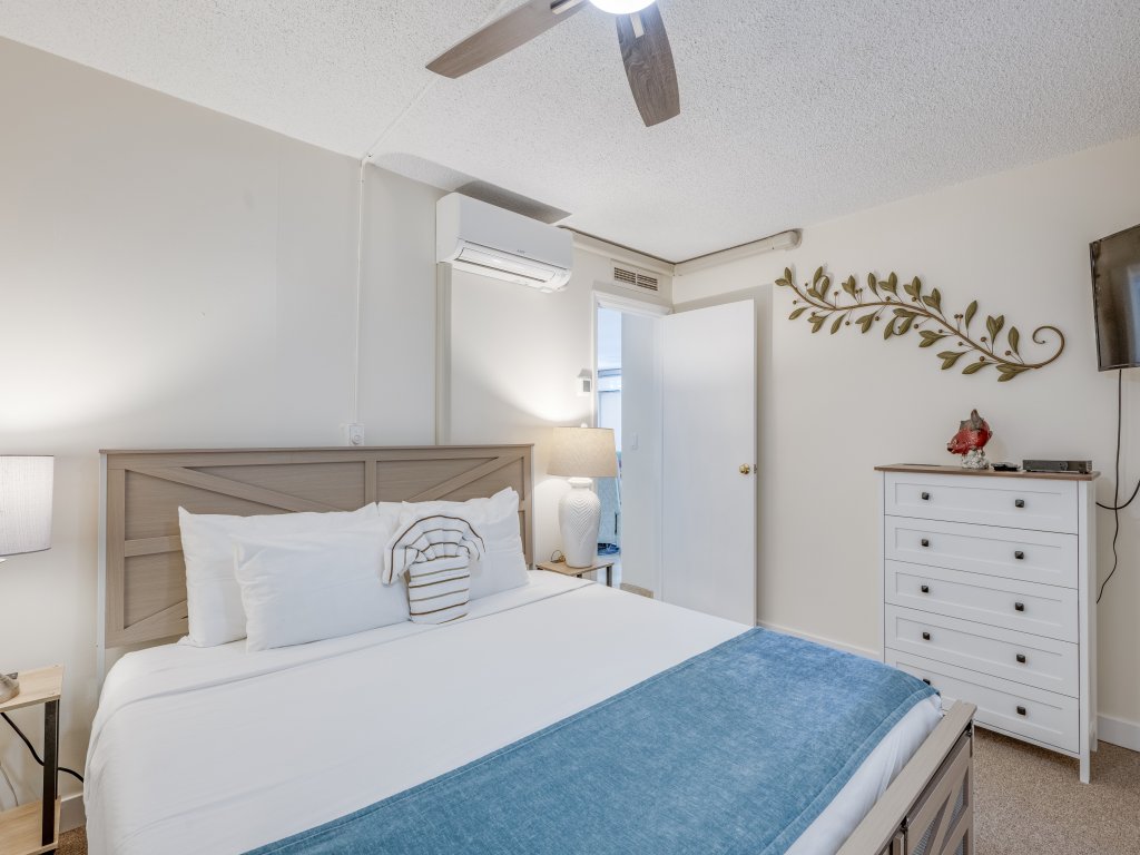 Valley Isle #1209 Vacation Rental in Lahaina - RedAwning