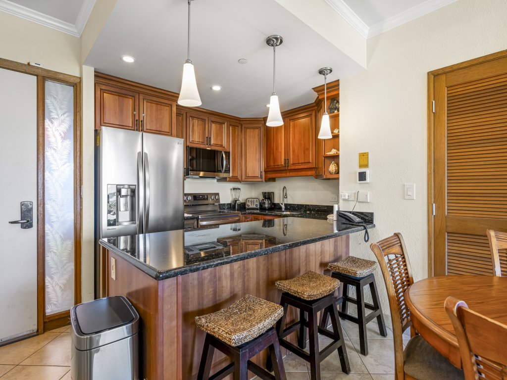 Kaanapali Shores #159 Vacation Rental in Lahaina - RedAwning