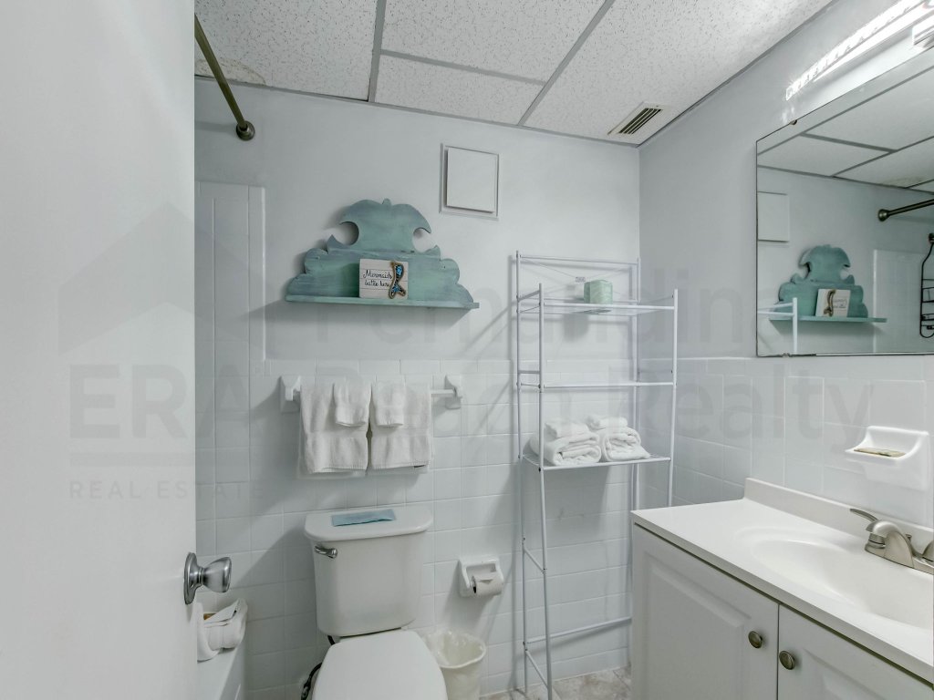 Spacious Oceanfront Condo, Easy Access to Private Fishing Pier Vacation Rental in Fernandina Beach - RedAwning