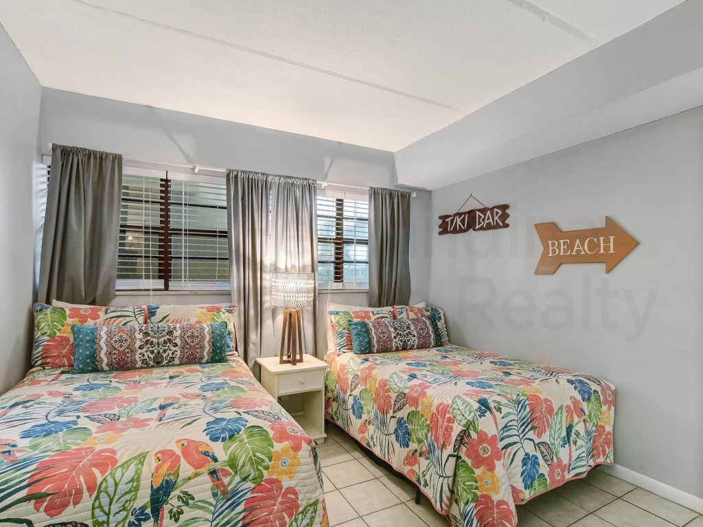 Spacious Oceanfront Condo, Easy Access to Private Fishing Pier Vacation Rental in Fernandina Beach - RedAwning