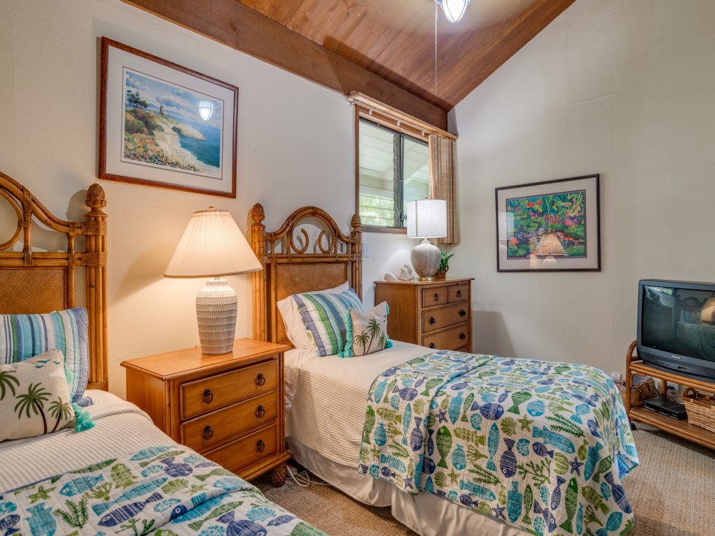 Kahana Outrigger #2B1 Vacation Rental in Lahaina - RedAwning