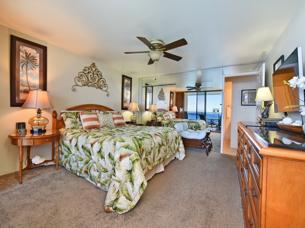 The Mahana #1104 Vacation Rental in Lahaina - RedAwning
