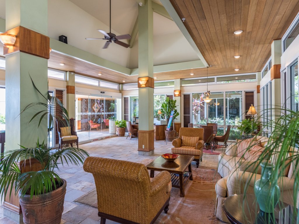 The Mahana #1017 Vacation Rental in Lahaina - RedAwning