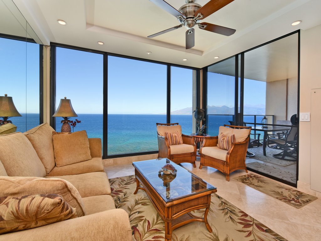 The Mahana #1204 Vacation Rental in Lahaina - RedAwning