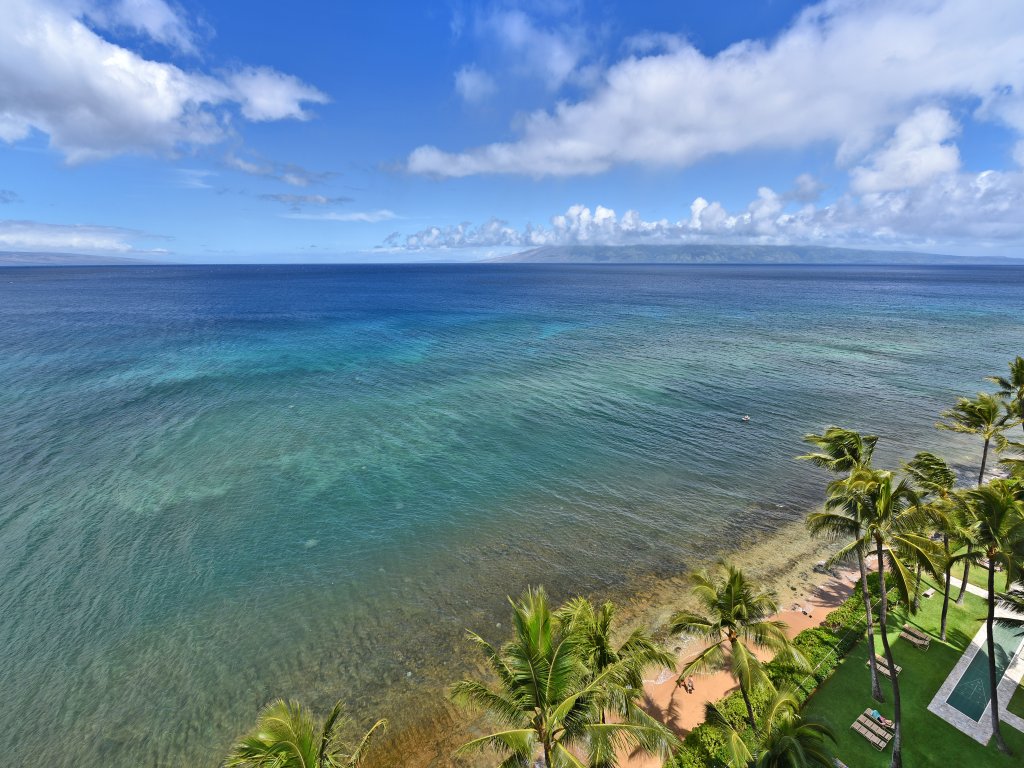 The Mahana #1217 Vacation Rental in Lahaina - RedAwning