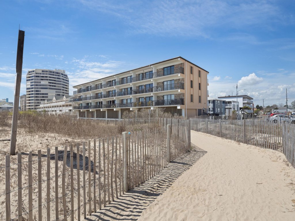 Bimini 105 Vacation Rental in Ocean City - RedAwning