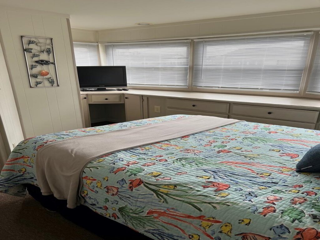 Montego Bay-Peachtree Road 122 Vacation Rental in Ocean City - RedAwning