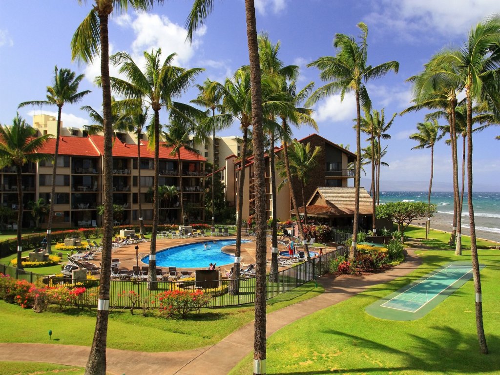 Papakea #G408 Vacation Rental in Lahaina - RedAwning