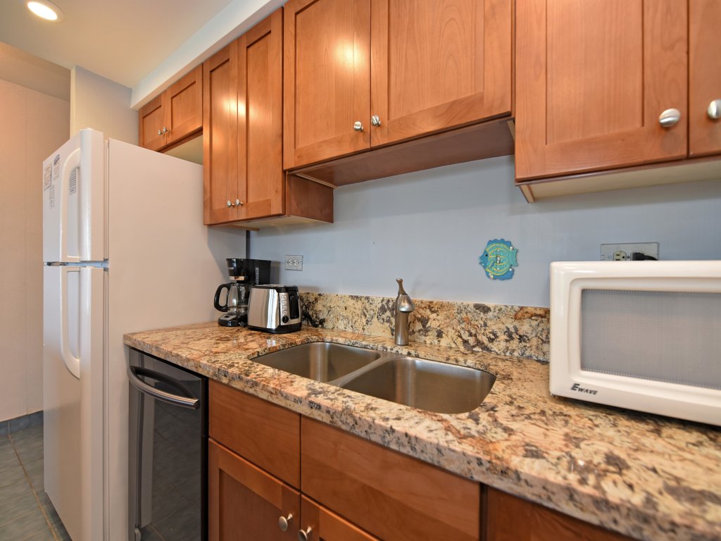 Kahana Reef #414 Vacation Rental in Lahaina - RedAwning