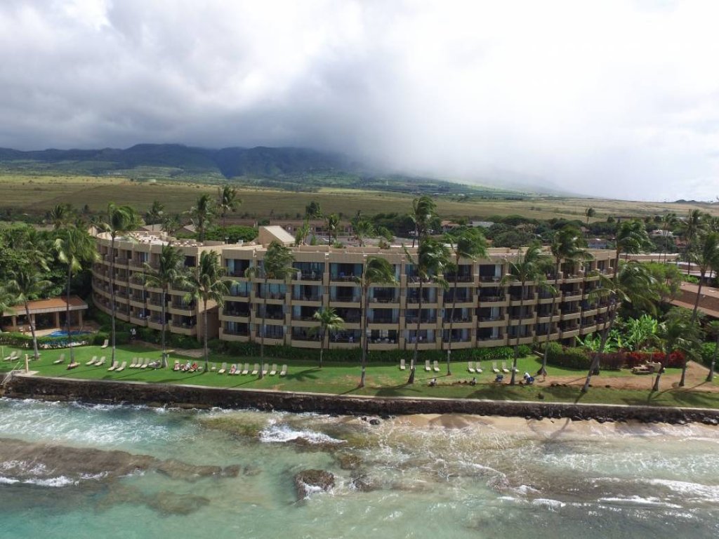 Paki Maui #109 Vacation Rental in Lahaina - RedAwning