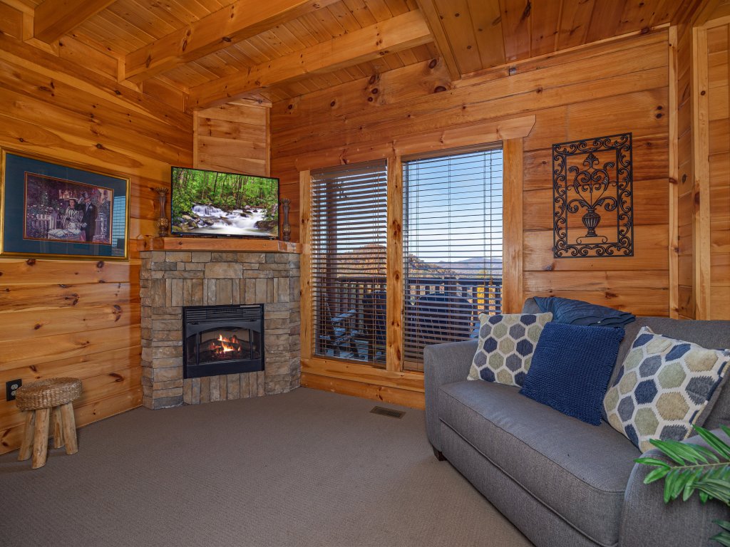 Splendid Mountain Cabin with Expansive View Vacation Rental in Sevierville - RedAwning