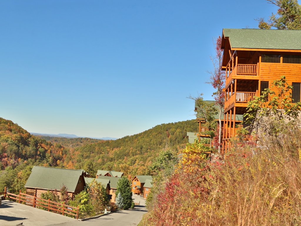 Splendid Mountain Cabin with Expansive View Vacation Rental in Sevierville - RedAwning