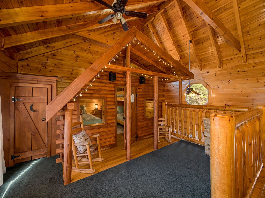 Luxurious Cabin in the Great Smoky Mountains Vacation Rental in Sevierville - RedAwning