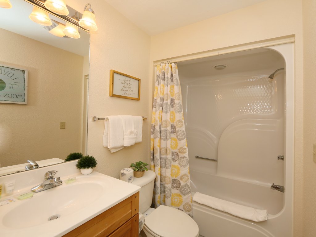 Roomy Chalet for your perfect Mountain getaway Vacation Rental in Pigeon Forge - RedAwning