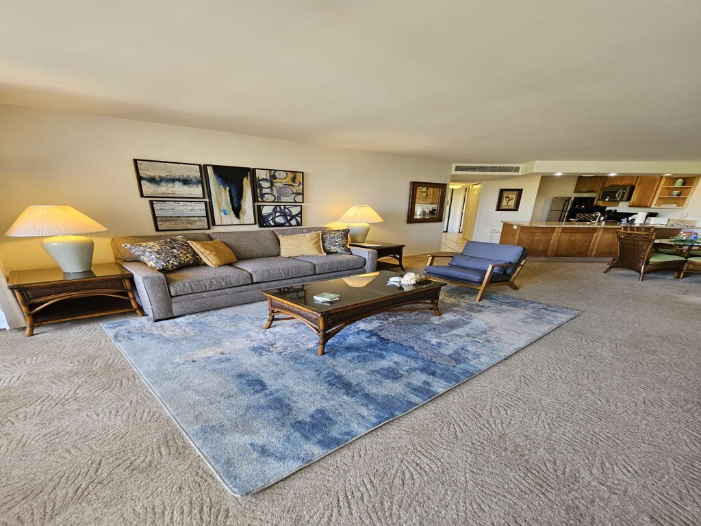 Kaanapali Shores 422 1 Bedroom Condo Vacation Rental in Lahaina - RedAwning