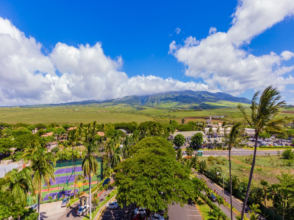 Kaanapali Shores 422 1 Bedroom Condo Vacation Rental in Lahaina - RedAwning