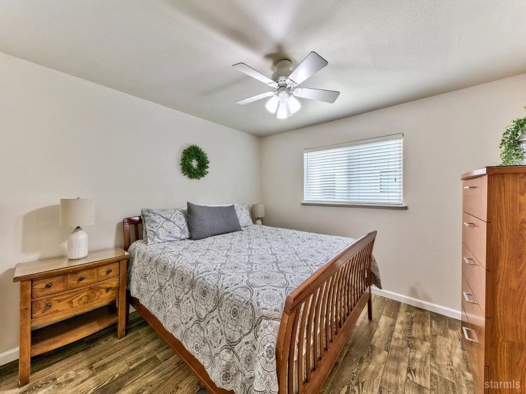 1759 Venice Drive Vacation Rental in California - RedAwning