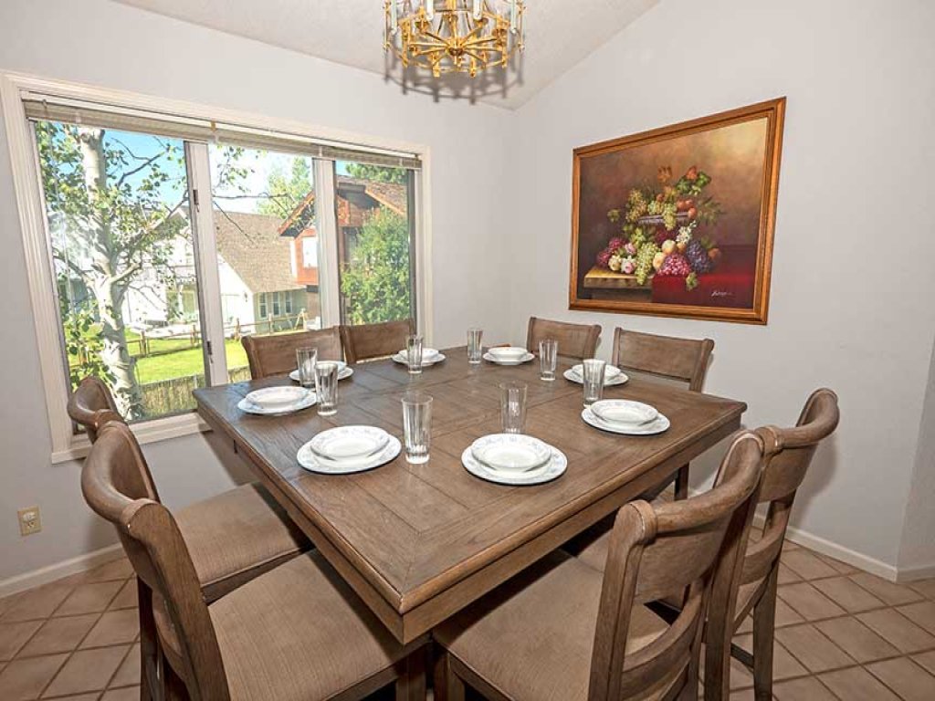 1899 Cascade Court Vacation Rental in California - RedAwning