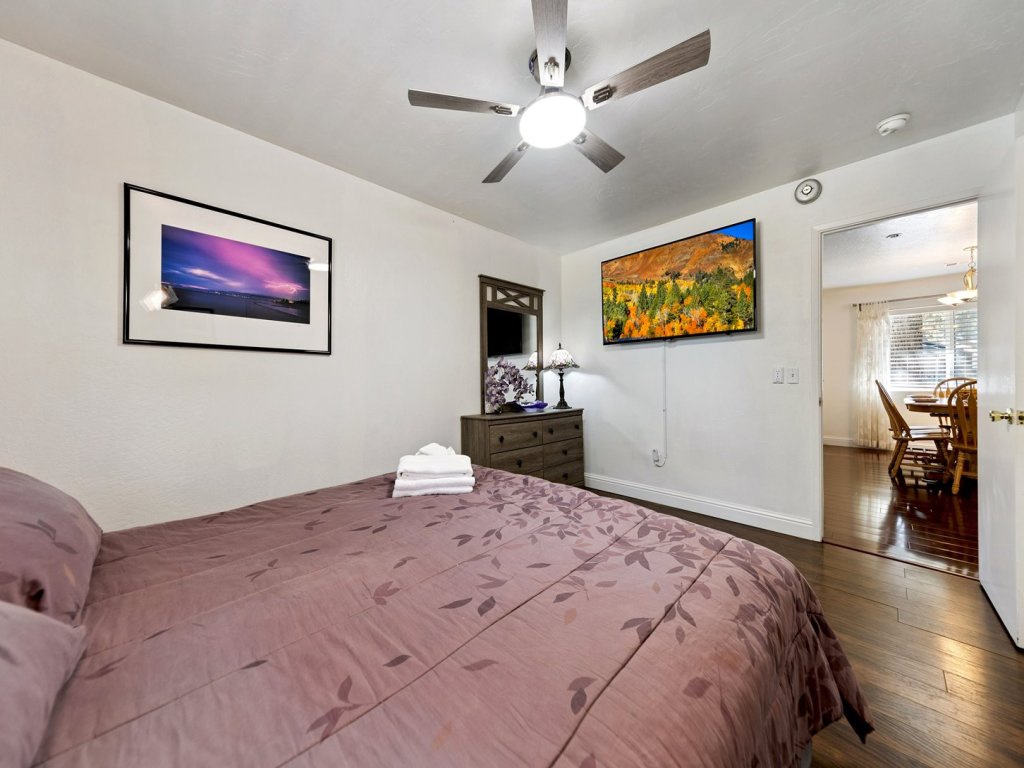 917 Tahoe Keys Blvd Vacation Rental in California - RedAwning