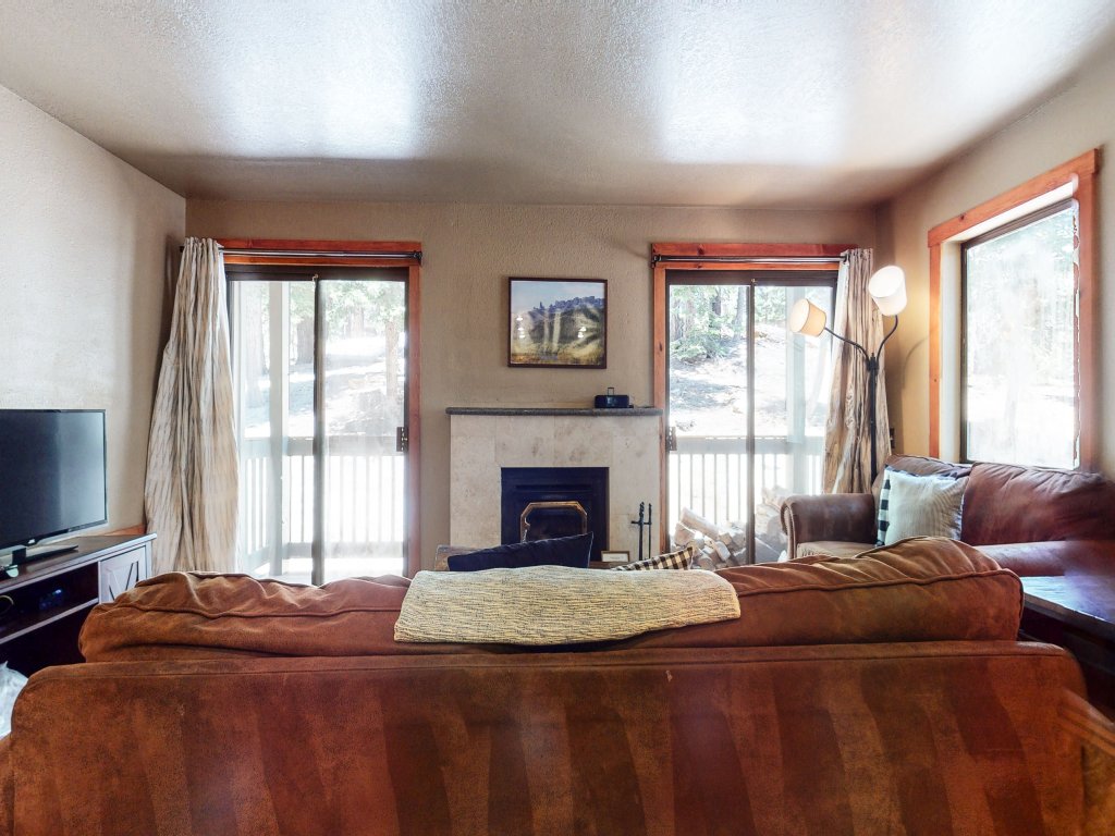 Hidden Valley 111 Cute, Centrally Located, Short Walk to Village Vacation Rental in Mammoth Lakes - RedAwning
