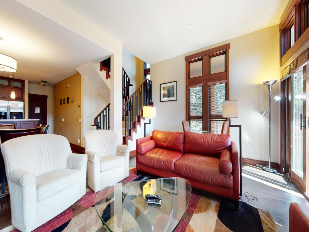 Juniper Crest 1 Private and Modern, Mountain Views, Walk to Eagle Lodge Vacation Rental in Mammoth Lakes - RedAwning