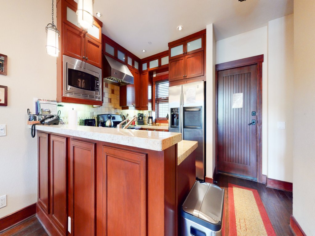 Juniper Crest 1 Private and Modern, Mountain Views, Walk to Eagle Lodge Vacation Rental in Mammoth Lakes - RedAwning
